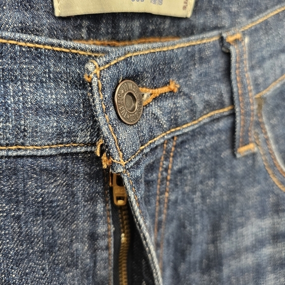 Levi's® 505™ Straight mid rise non distressed medium wash women's Jeans size 8 - Picture 4 of 7